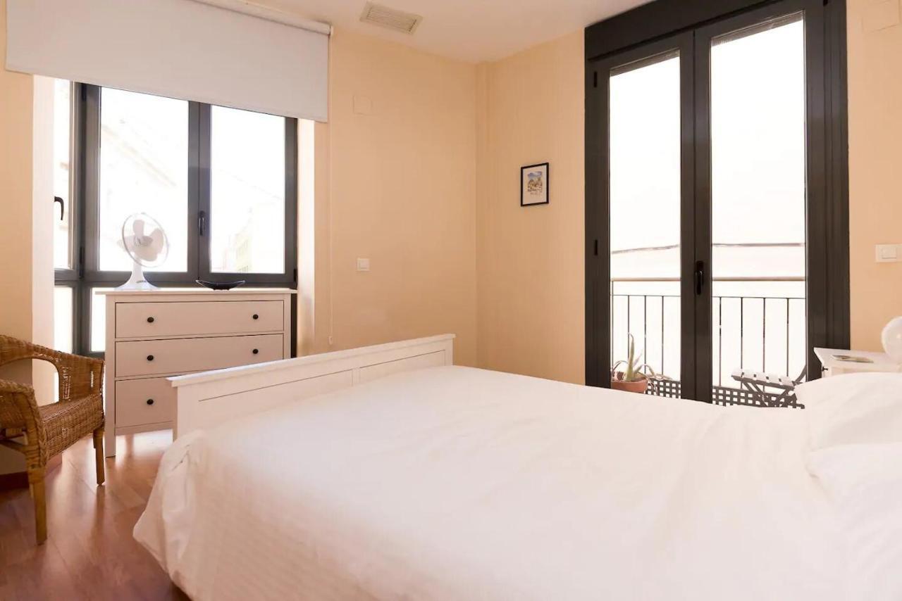 Alc - Modern 2 Bed Apartment In Historic Centre Alicante Exteriör bild